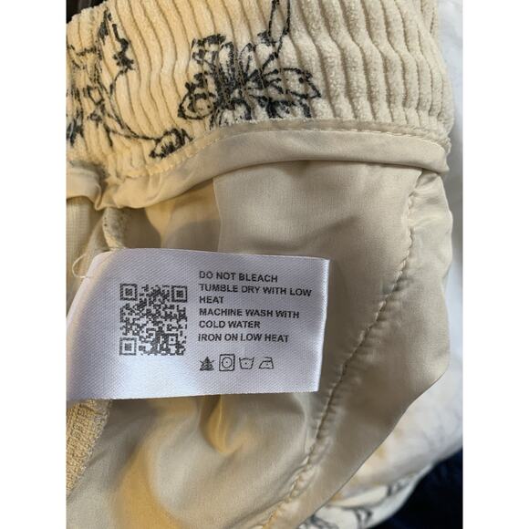 CORDUROY FLORAL MIDDLE WAIST WIDE LEG TROUSERS CURVE & PLUS OXL - Picture 5 of 8